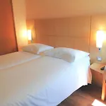 Ibis Sud Hotel 3*