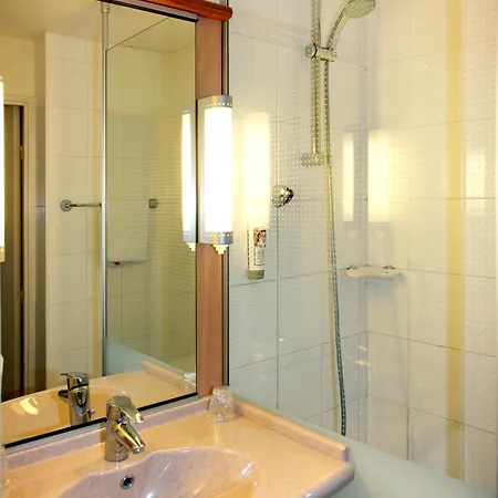 Ibis Sud 3* Πουατιέ