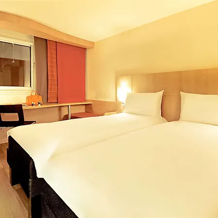 Ibis Sud 3*