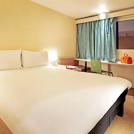 Ξενοδοχείο Ibis Sud 3*