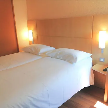 Ibis Sud Ξενοδοχείο 3*