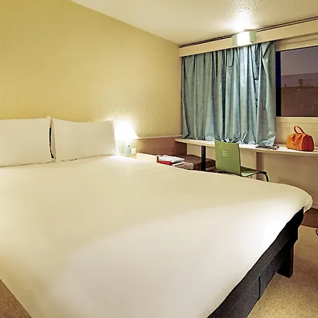 Ibis Sud מלון 3*